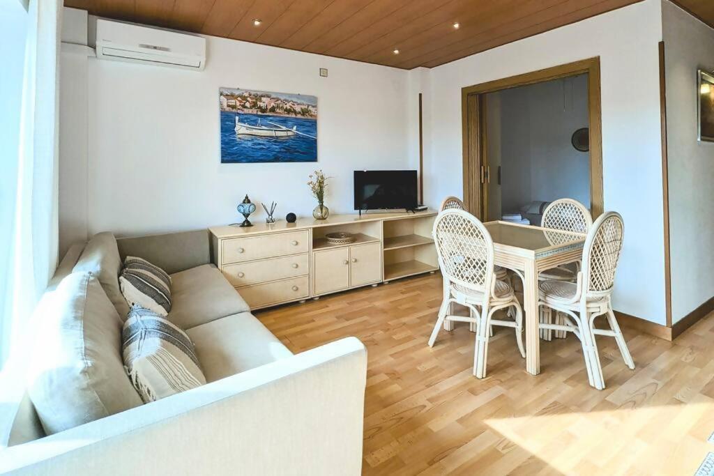 Piscina En Platja Daro By Host&joy Apartment Platja d'Aro